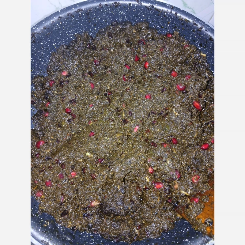 سبزی شکم پر(ماهی ،مرغ،بادمجان و...)،500 گرمی.گیلان.رشت