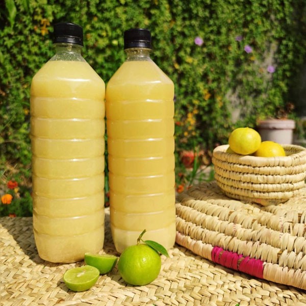 آب لیموی شیرازی تازه وخانگی یک لیتری گیلان.رشت