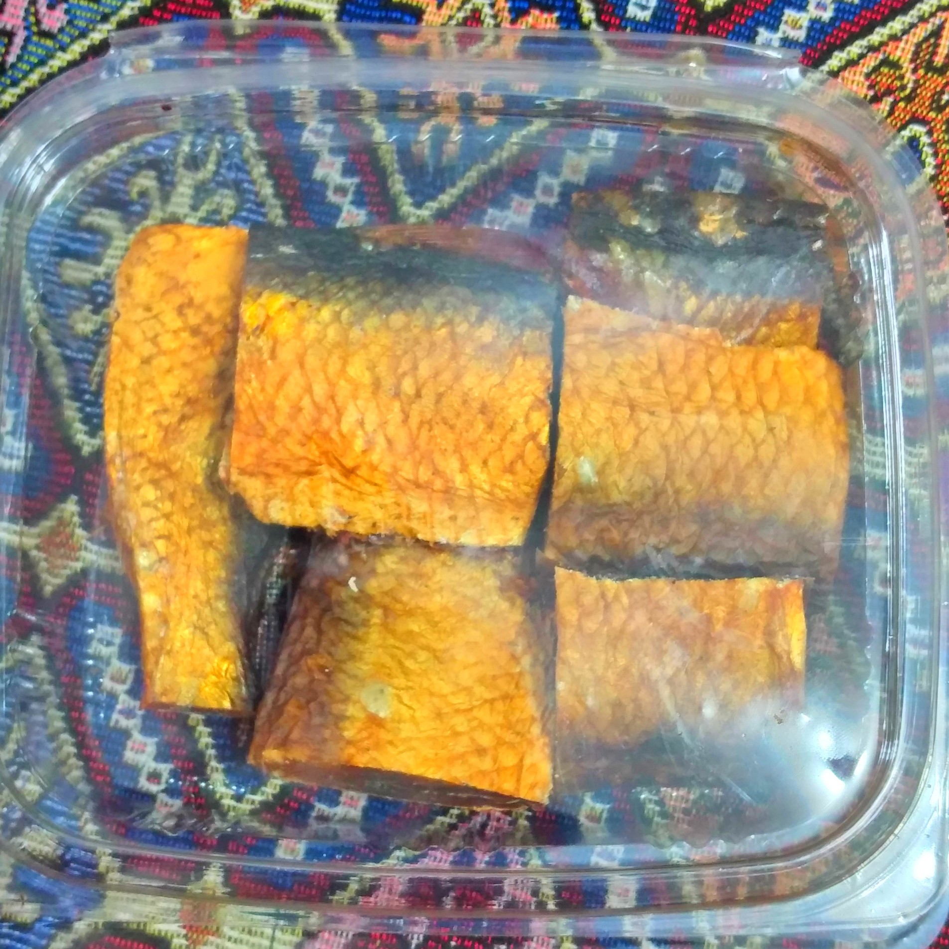 ماهی دودی روغنی  درشت ،پاک شده واماده  گیلان.رشت