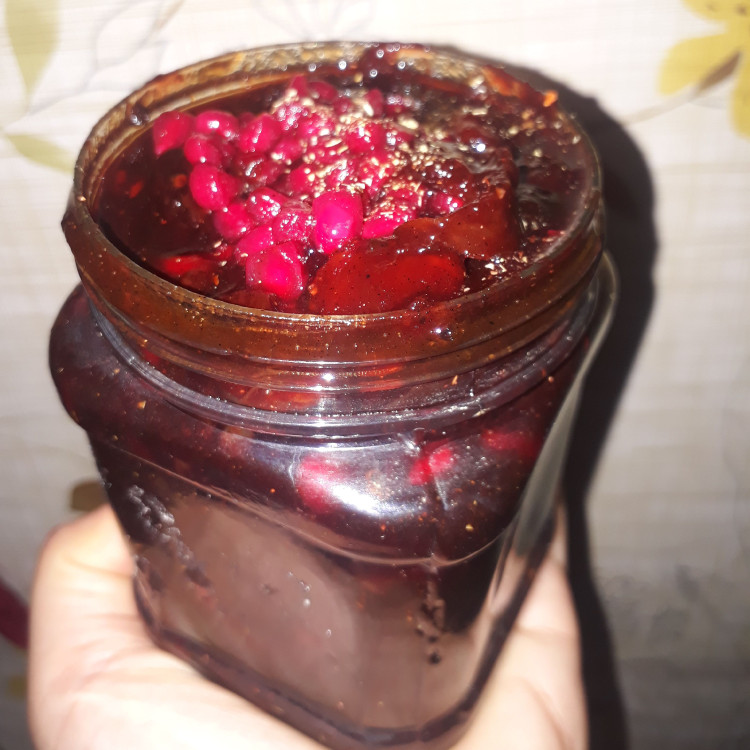 ترشک هفت میوه خانگی یک کیلویی گیلان.رشت