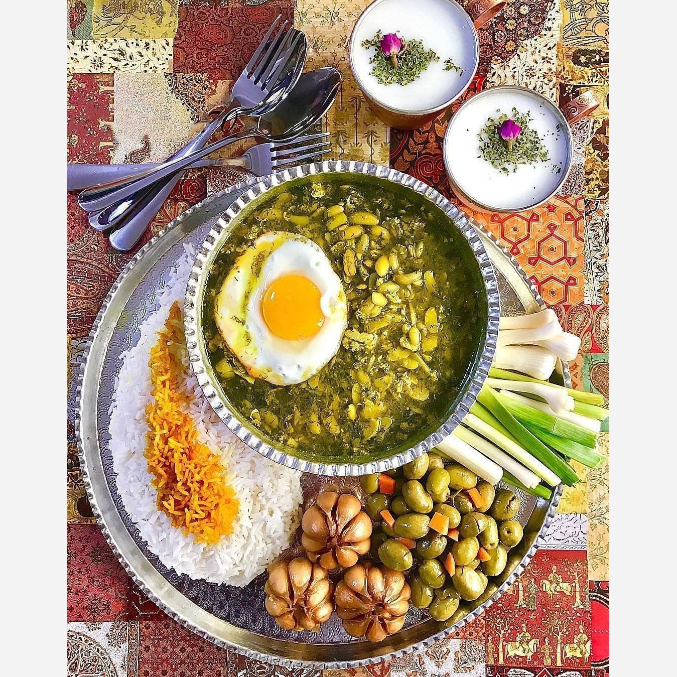باقلا وشوید وسیر ،مخصوص باقلا قاتوق گیلان.رشت