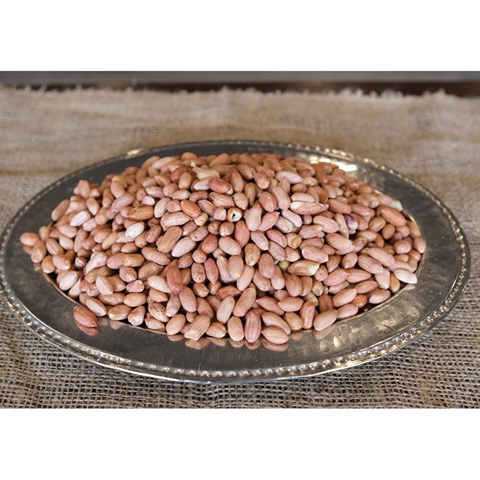 بادام زمینی ریز وتردوخوشمزه آستانه اشرفیه گیلان.رشت