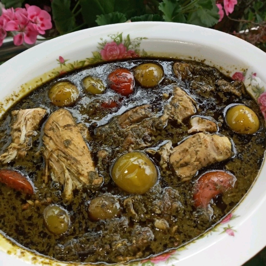 سبزی خورشت آلوچه گیلان معطر ومحلی یک کیلویی